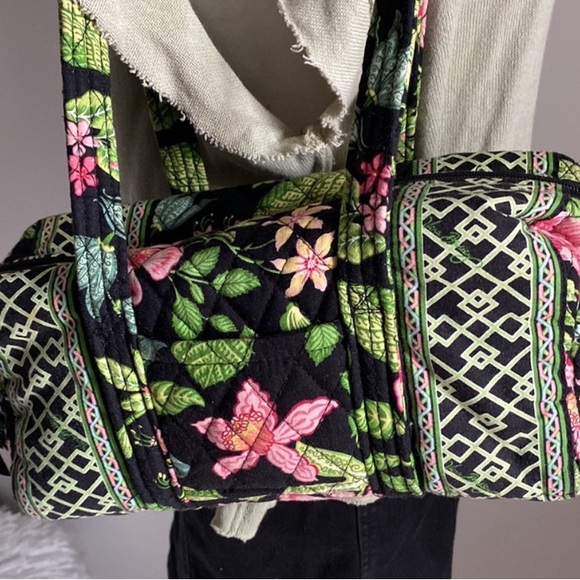 Rarely available Vera Bradley Retired Little Betsy Botanical Floral handbag - Picture 4 of 6